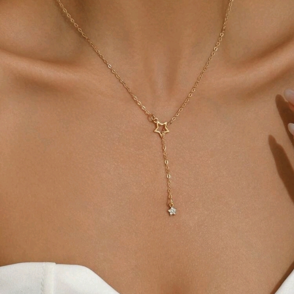 Elegant Gold Star Necklace - Picture 2 of 2
